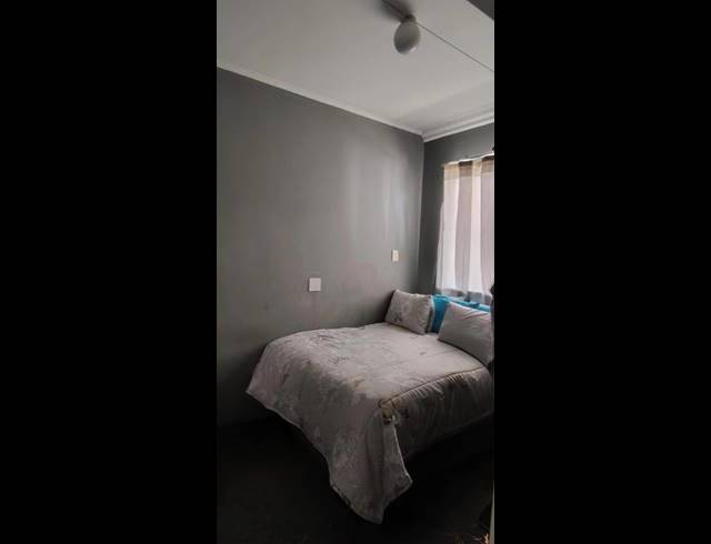 2.5 BEDROOM APARTMENT FOR SALE IN SUNNYSIDE